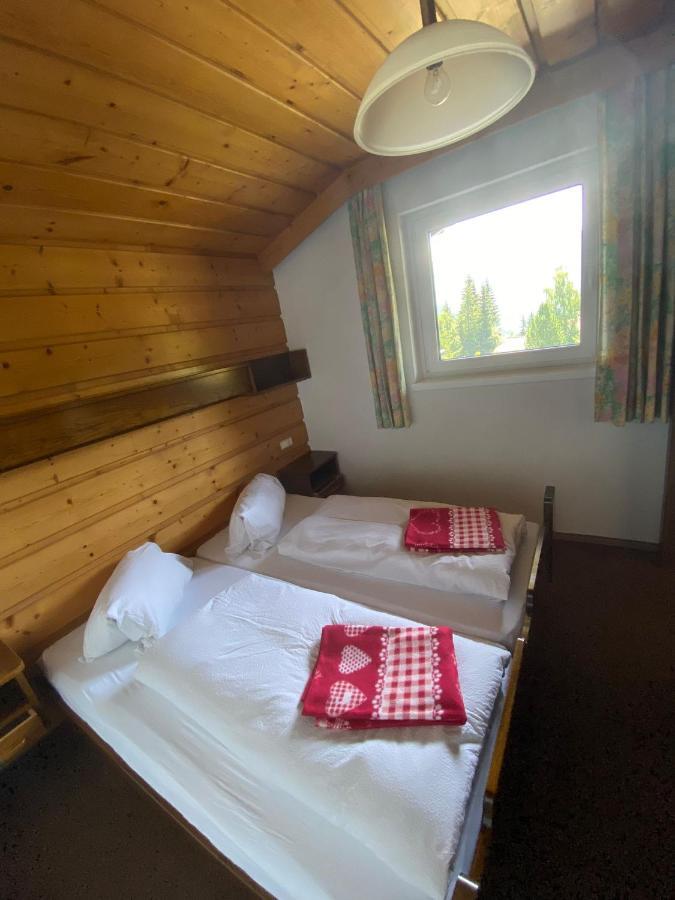 Appartement Latschen - Ferienhaus Бад Клайнкирххайм Екстериор снимка