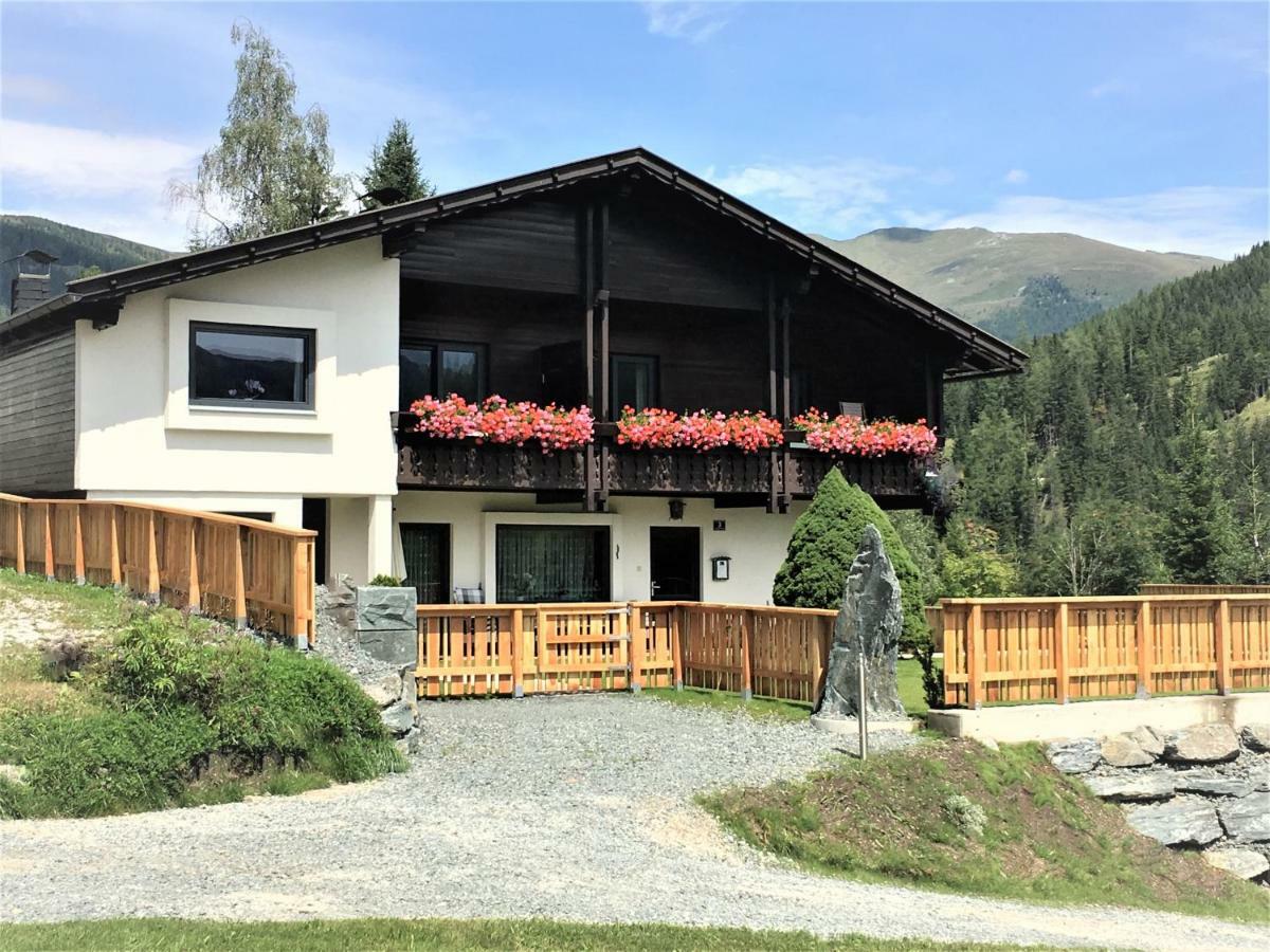 Appartement Latschen - Ferienhaus Бад Клайнкирххайм Екстериор снимка